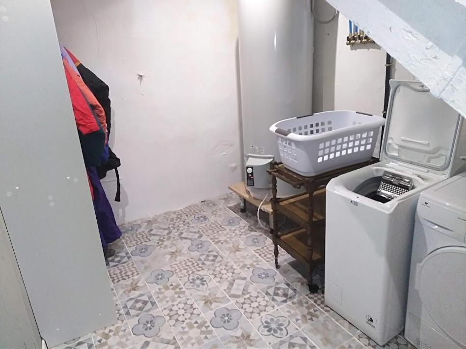 Appartement Cozy Dans Maison Privee Tauves Экстерьер фото